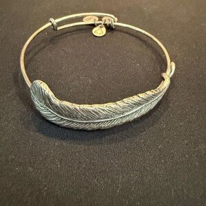 Silver Feather Charm Bracelet